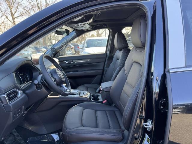 New 2025 MAZDA CX-5 Signature image 3