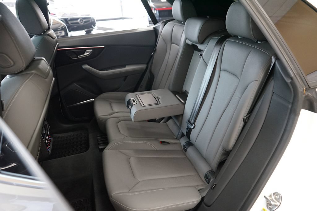 Used 2023 Audi Q8 Premium Plus AWD/4WD image 60