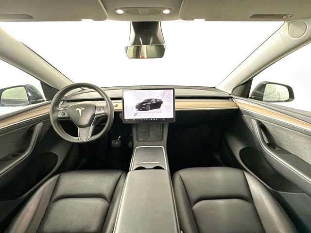 Used 2023 Tesla Model Y Long Range image 3