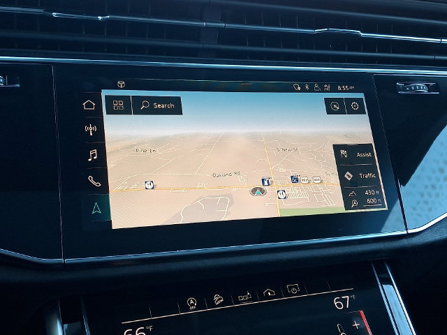 Used 2020 Audi Q8 Premium Plus w/ Premium Plus Package AWD/4WD image 17