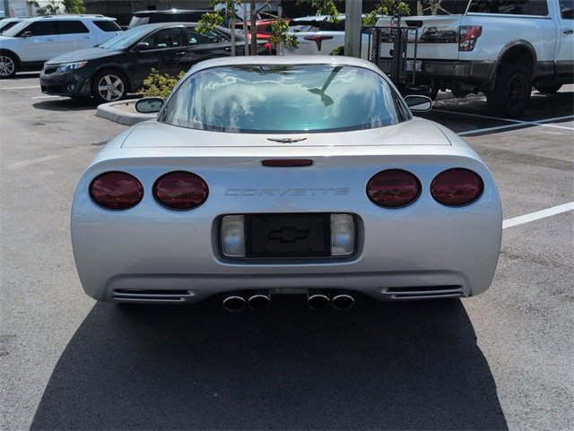 Used 2000 Chevrolet Corvette Coupe w/ Roof Pkg image 10