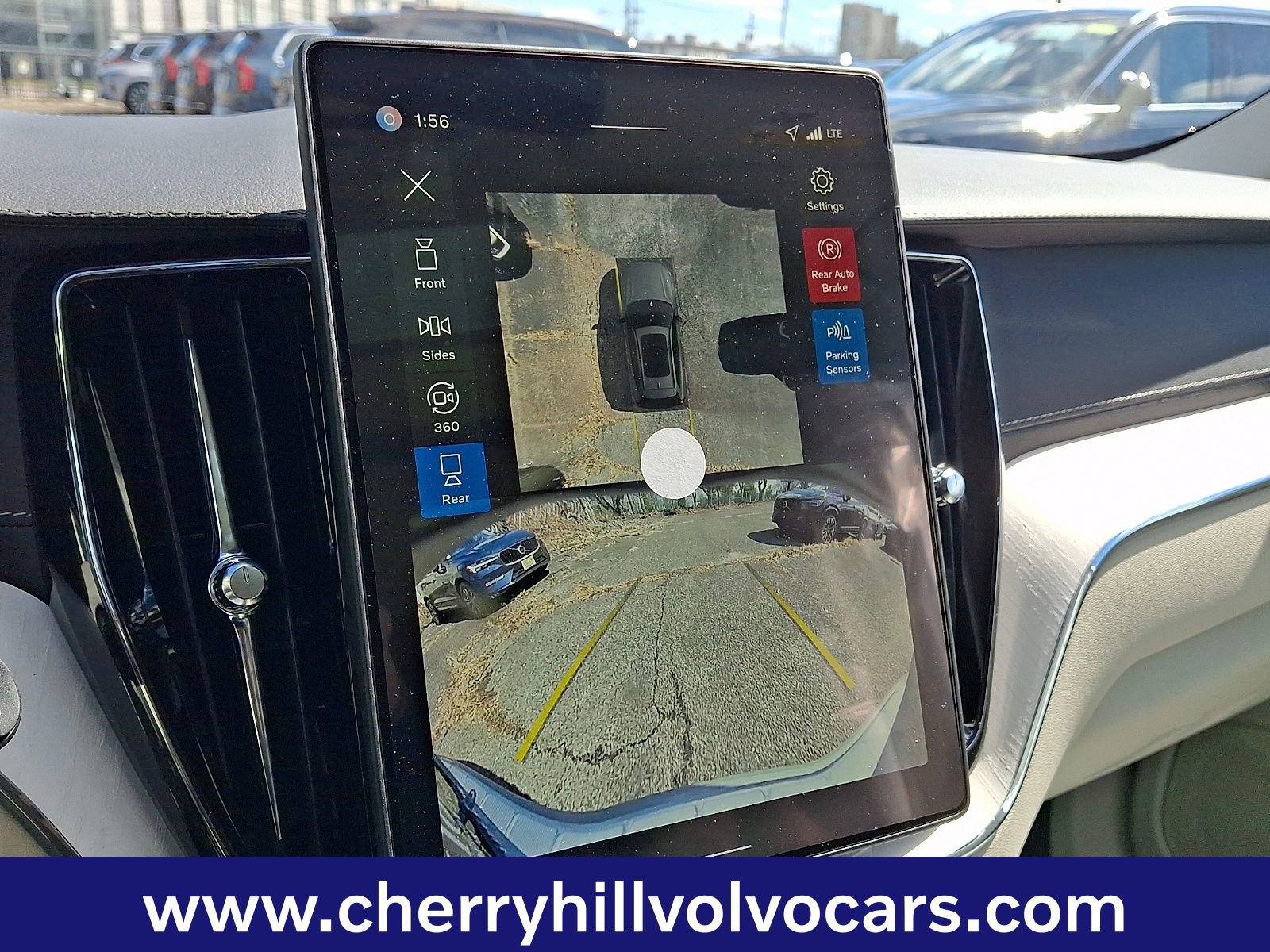 New 2026 Volvo XC60 T8 Ultra w/ Protection Package Premier image 15