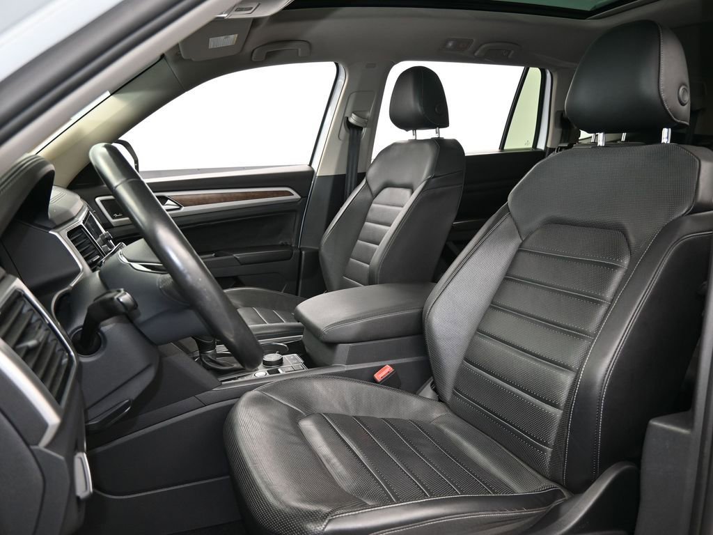 Used 2018 Volkswagen Atlas SEL Premium image 10