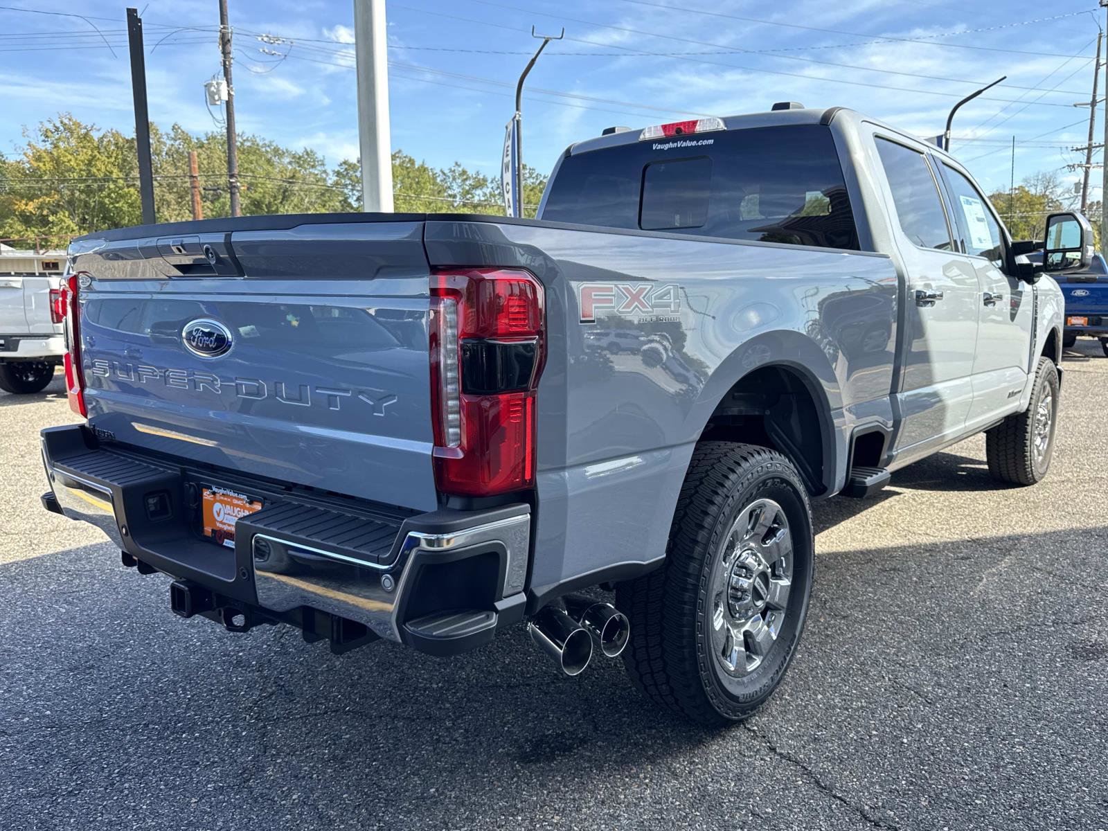 New 2025 Ford F250 Lariat w/ Lariat Ultimate Package image 4