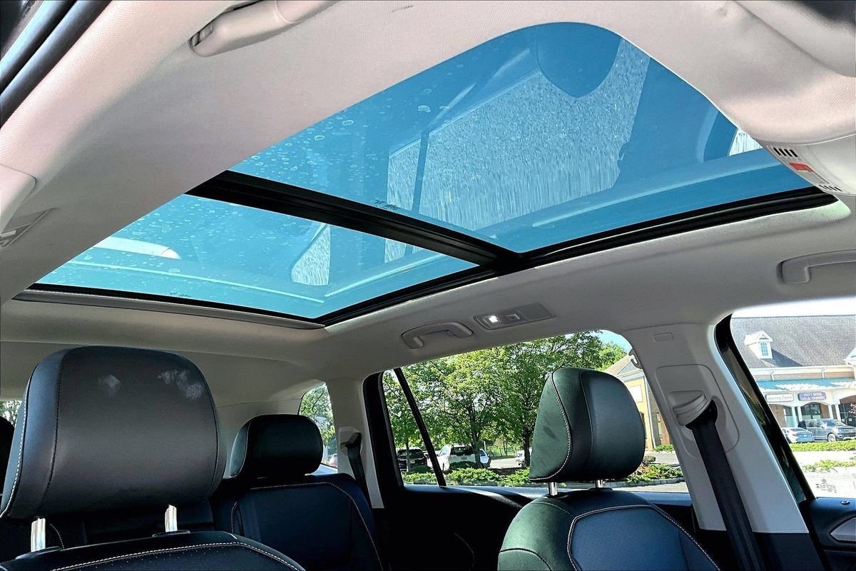 Used 2023 Volkswagen Tiguan SE w/ Panoramic Sunroof Package AWD/4WD image 34