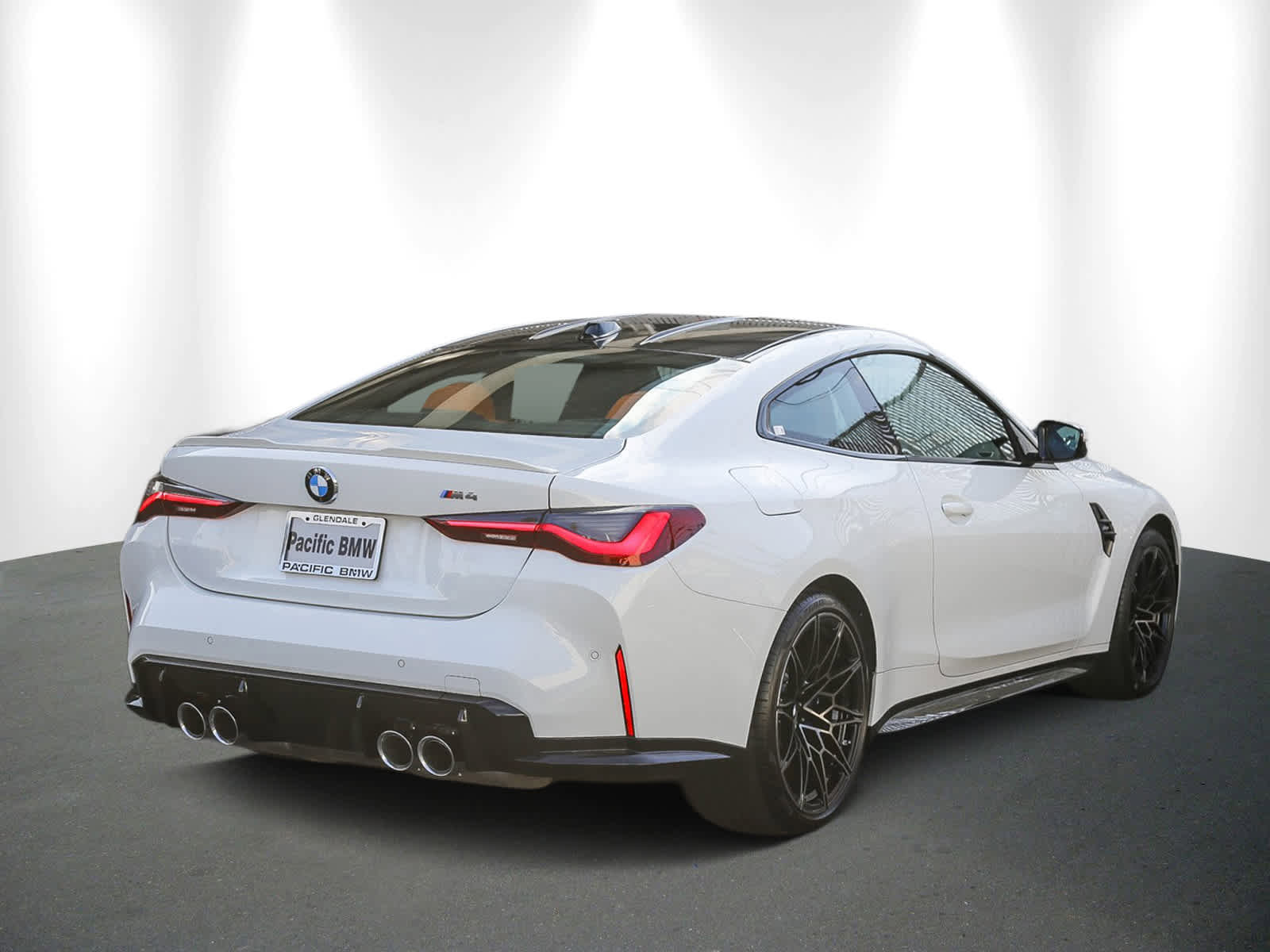 Used 2024 BMW M4 Coupe image 6