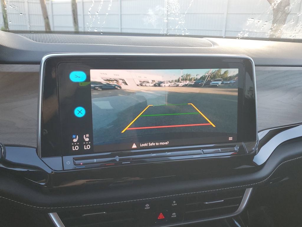 Certified 2024 Volkswagen Atlas SE FWD image 26