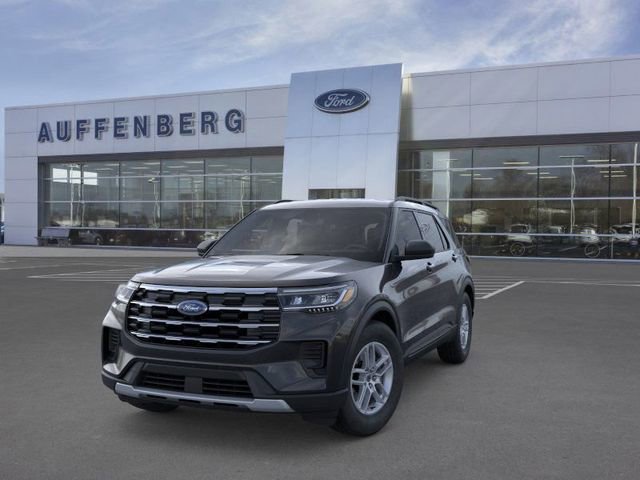 New 2026 Ford Explorer Active image 2