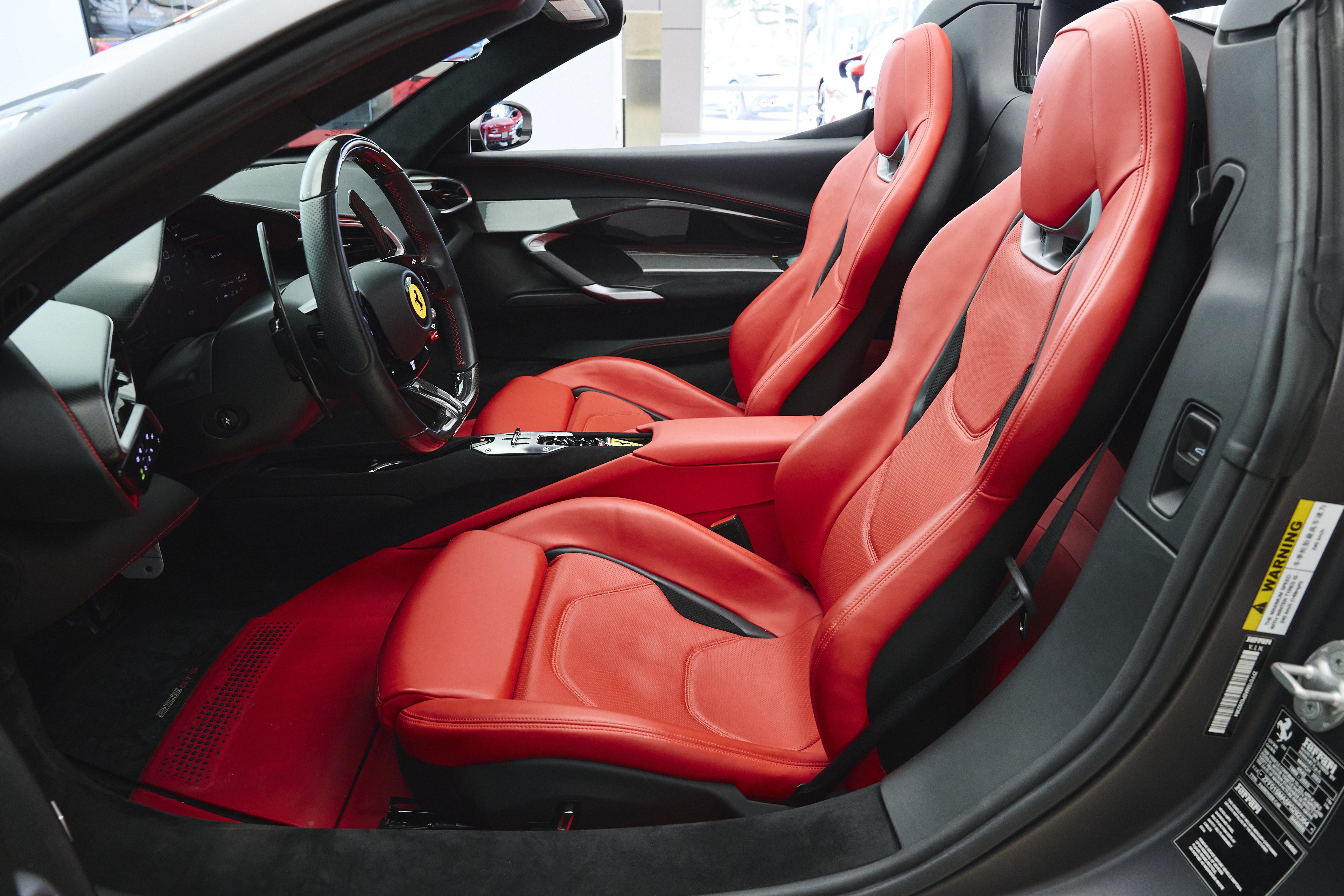 Used 2023 Ferrari 296 GTS RWD image 10