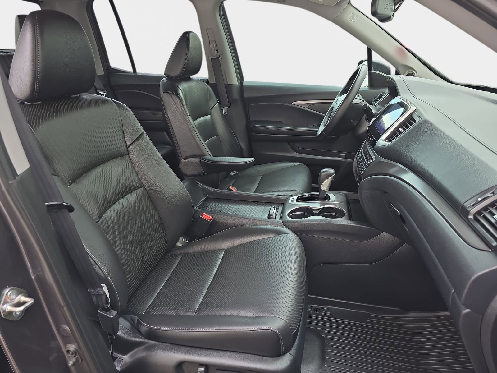 Certified 2019 Honda Ridgeline RTL-T image 10