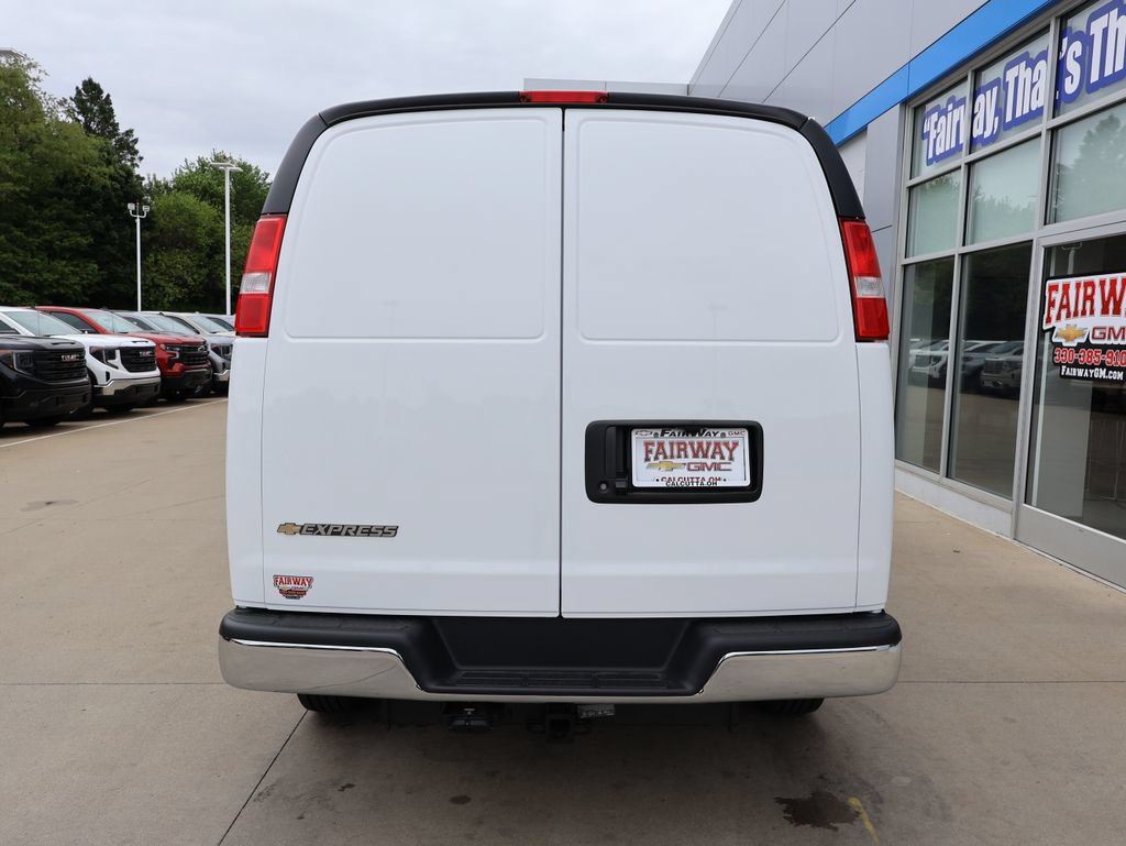 New 2026 Chevrolet Express 2500 w/ Enhanced Convenience Package RWD image 9