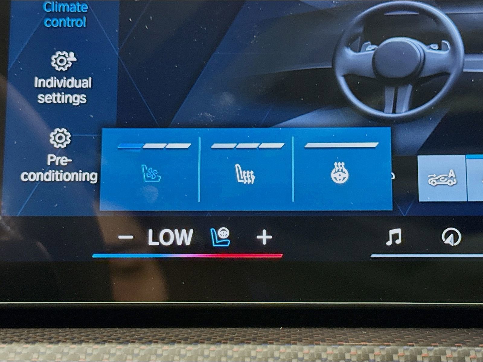 New 2026 BMW XM Label Red image 21