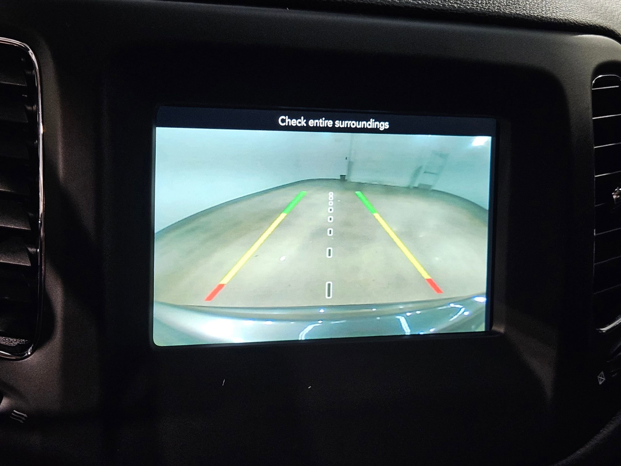 Used 2018 Jeep Compass Sport w/ Tech Group image 28