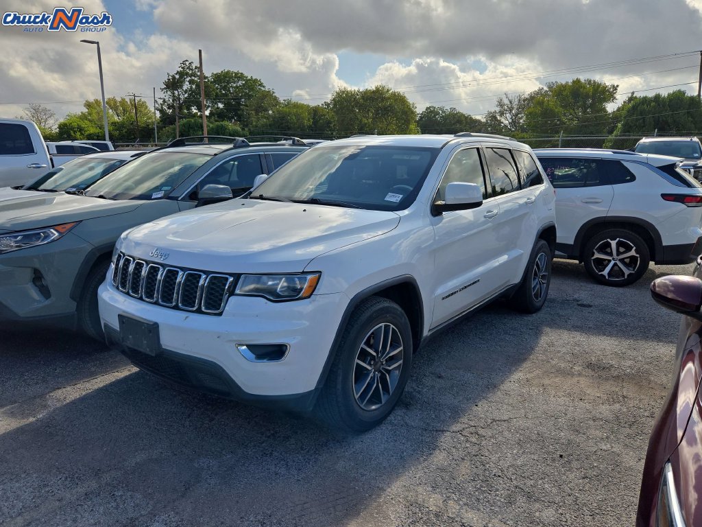 Used 2019 Jeep Grand Cherokee Laredo w/ Laredo X Package RWD image 3