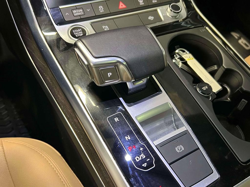 Used 2022 Audi Q7 3.0T Premium image 32