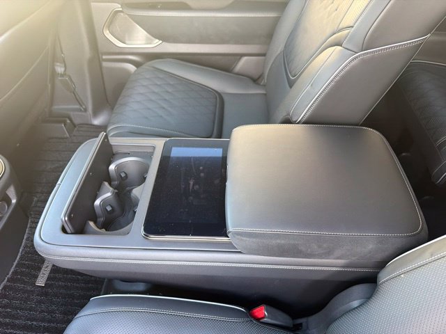 Used 2025 INFINITI QX80 Autograph w/ Autograph Exterior Package AWD/4WD image 18