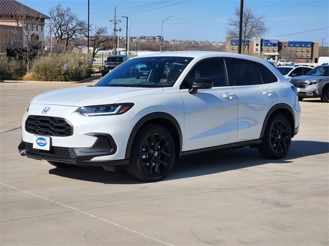 Used 2024 Honda HR-V Sport image 3