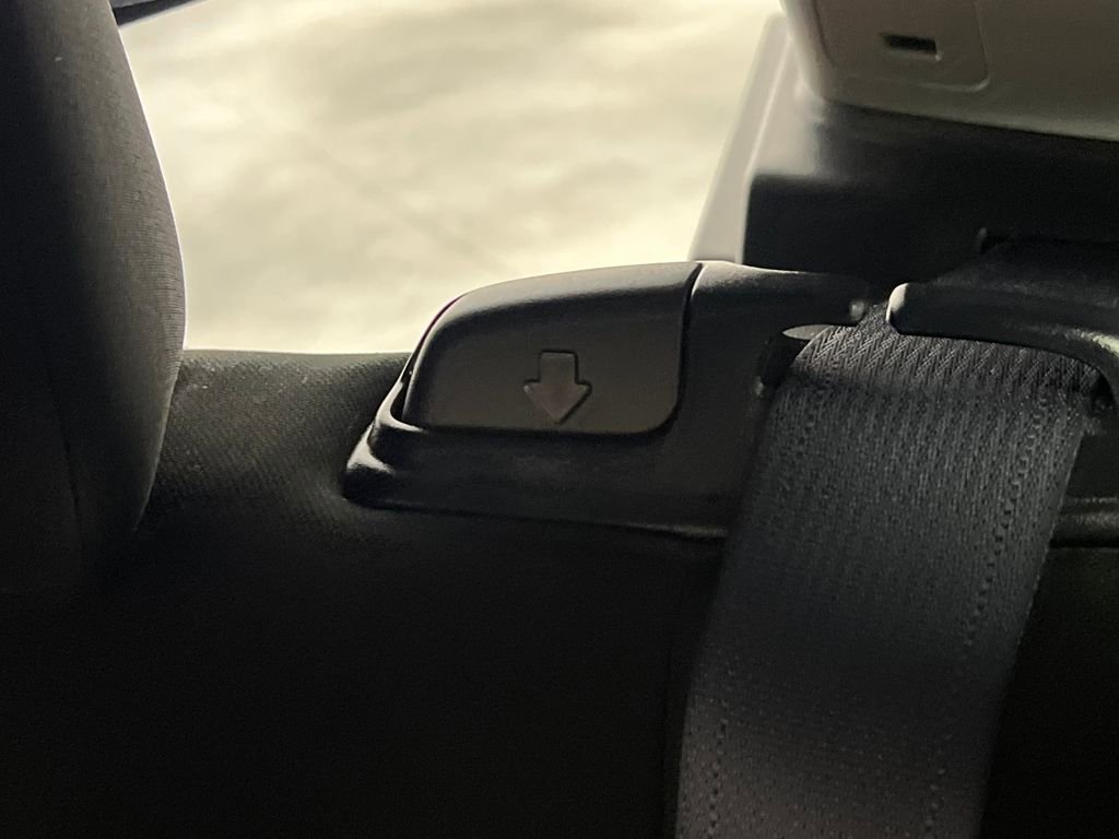 Used 2022 Mitsubishi Outlander Sport LE image 14