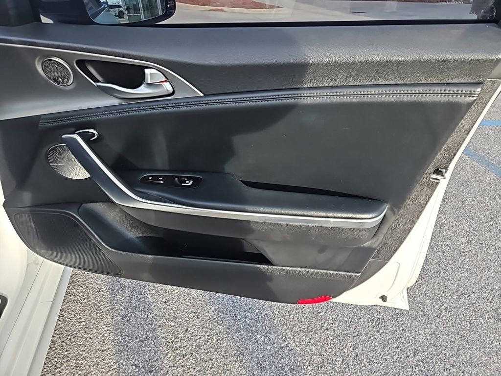 Used 2018 Kia Stinger GT2 image 42