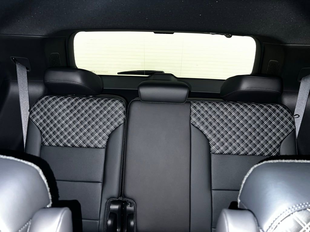 New 2026 GMC Acadia Denali w/ Super Cruise Package image 33