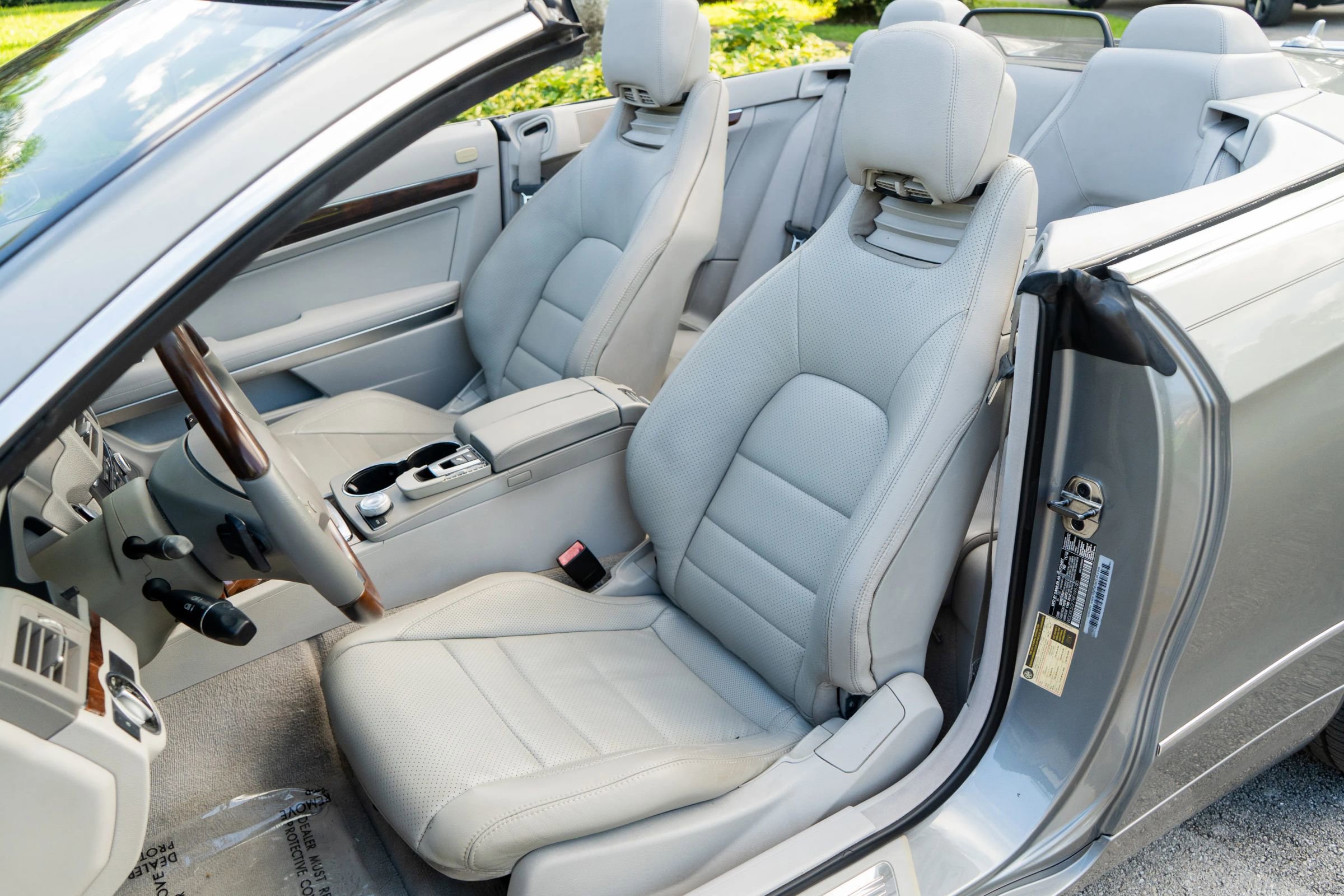 Used 2011 Mercedes-Benz E 350 Cabriolet w/ Premium 2 Pkg image 84