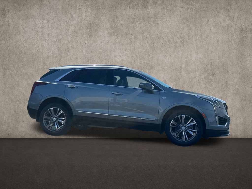 New 2026 Cadillac XT5 Premium Luxury w/ Driver Assist Package AWD/4WD image 3