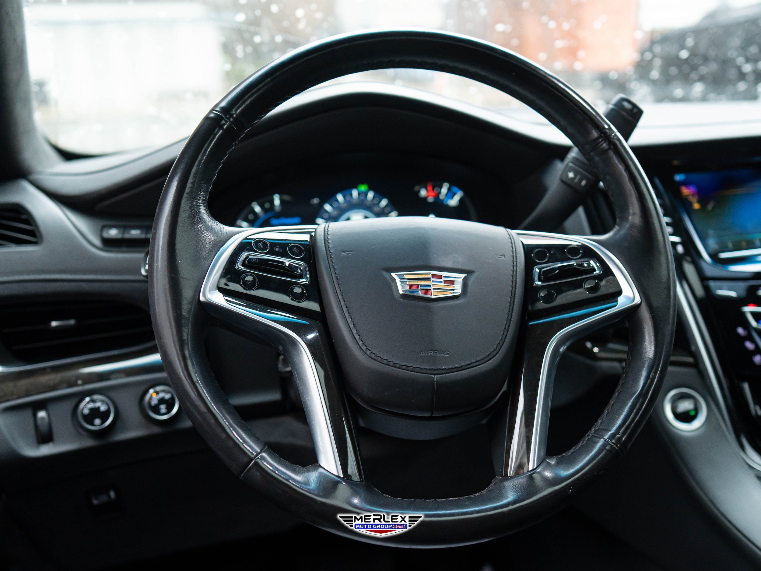 Used 2019 Cadillac Escalade ESV Platinum AWD/4WD image 26