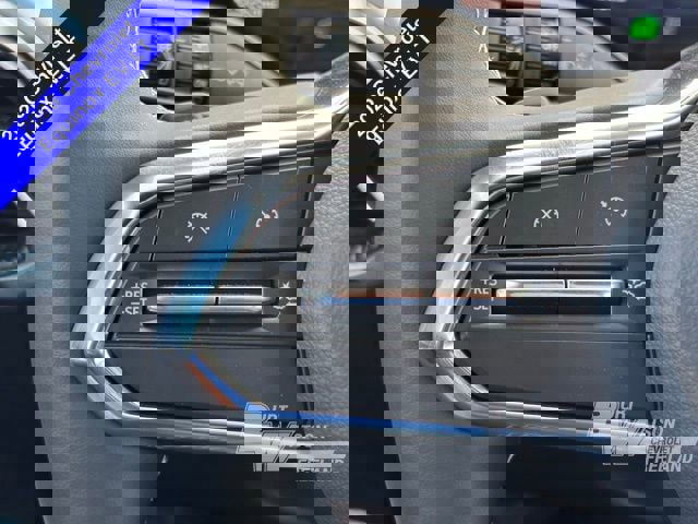 New 2026 Chevrolet Equinox EV LT image 17