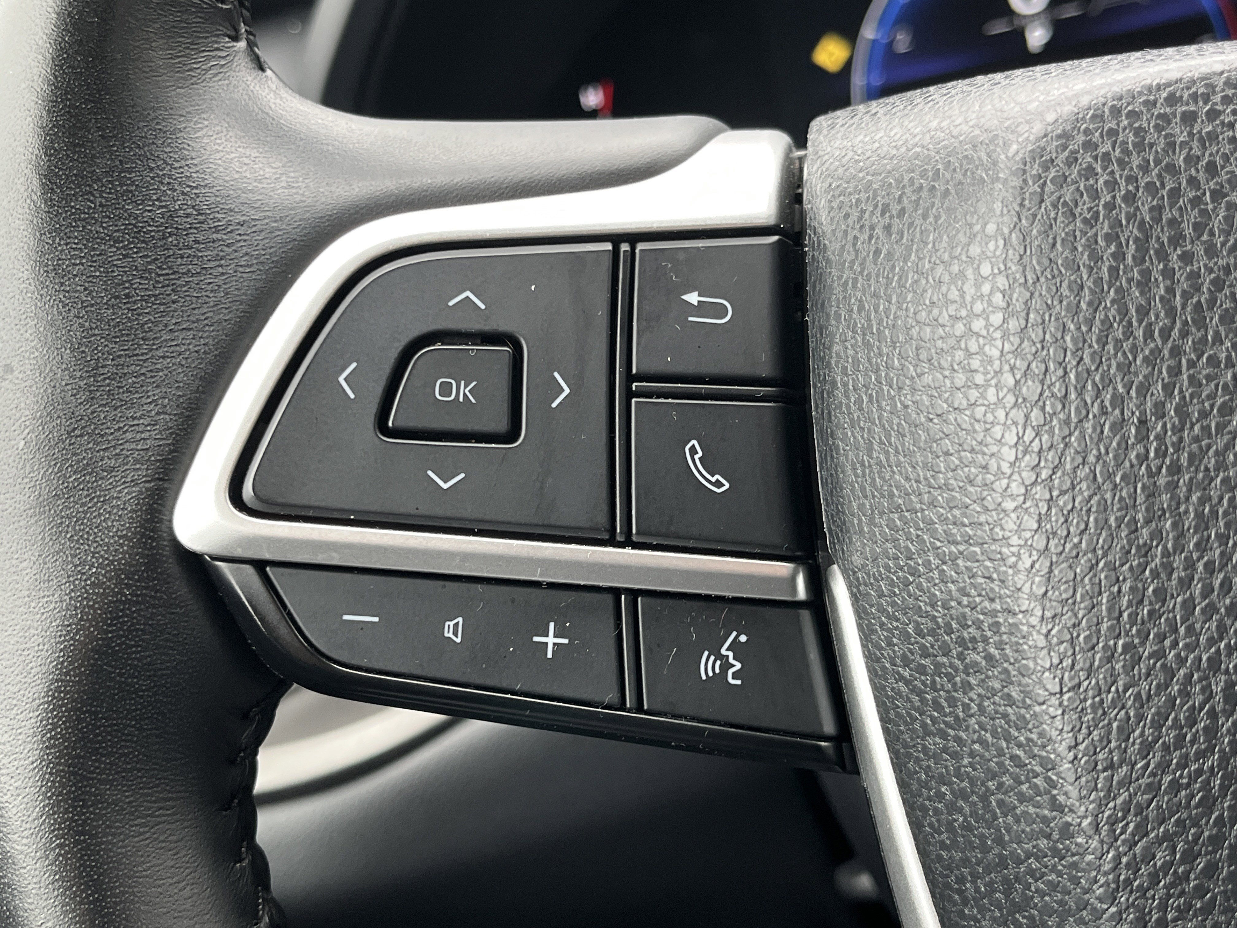 Used 2024 Toyota Grand Highlander XLE image 17