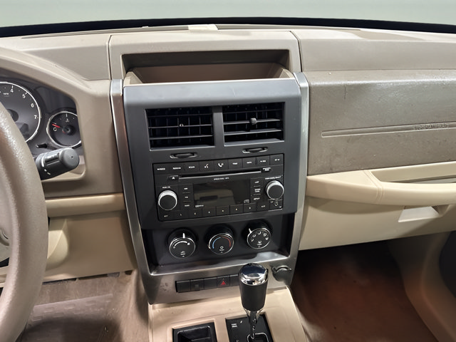 Used 2008 Jeep Liberty Sport RWD image 11