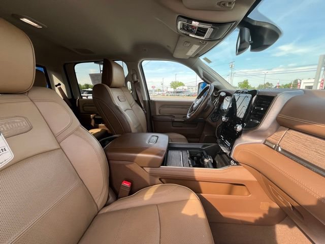 Used 2023 RAM 3500 Limited AWD/4WD image 14