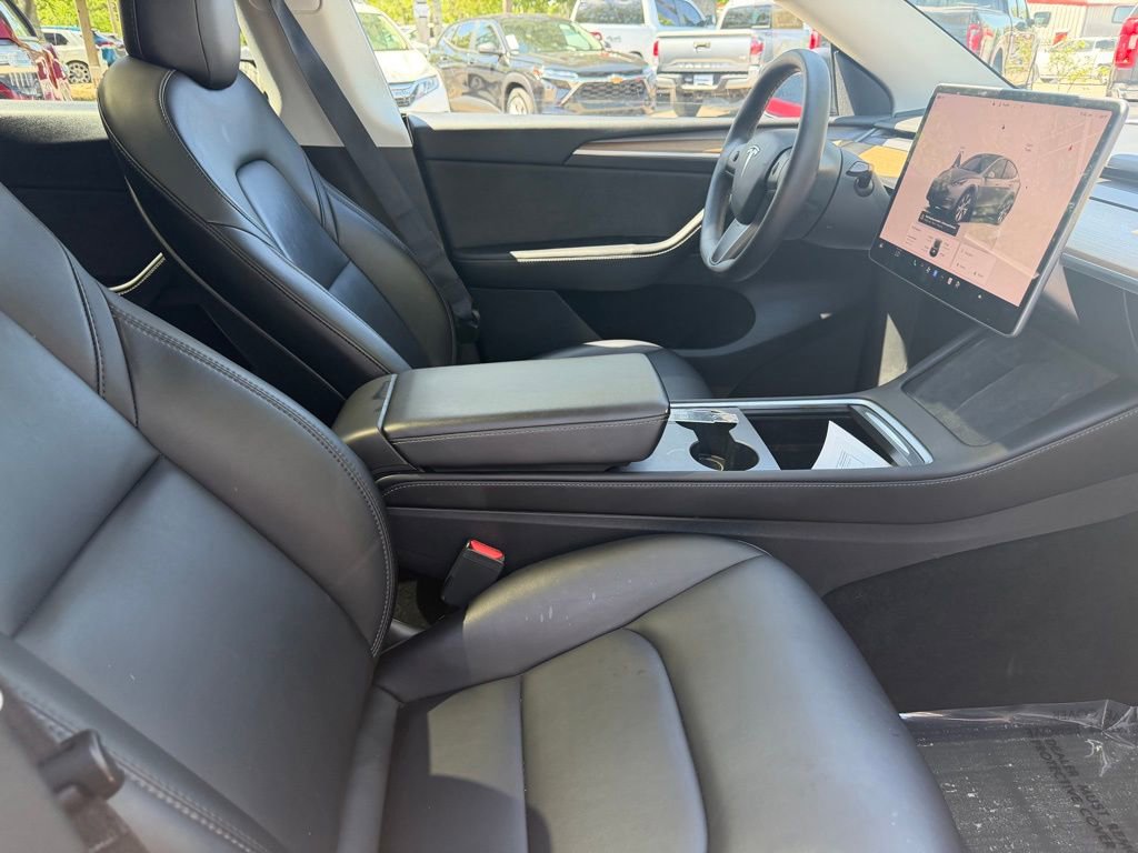 Used 2023 Tesla Model Y Long Range AWD/4WD image 9