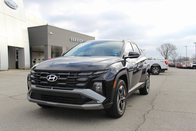Used 2025 Hyundai Tucson SEL AWD/4WD image 1