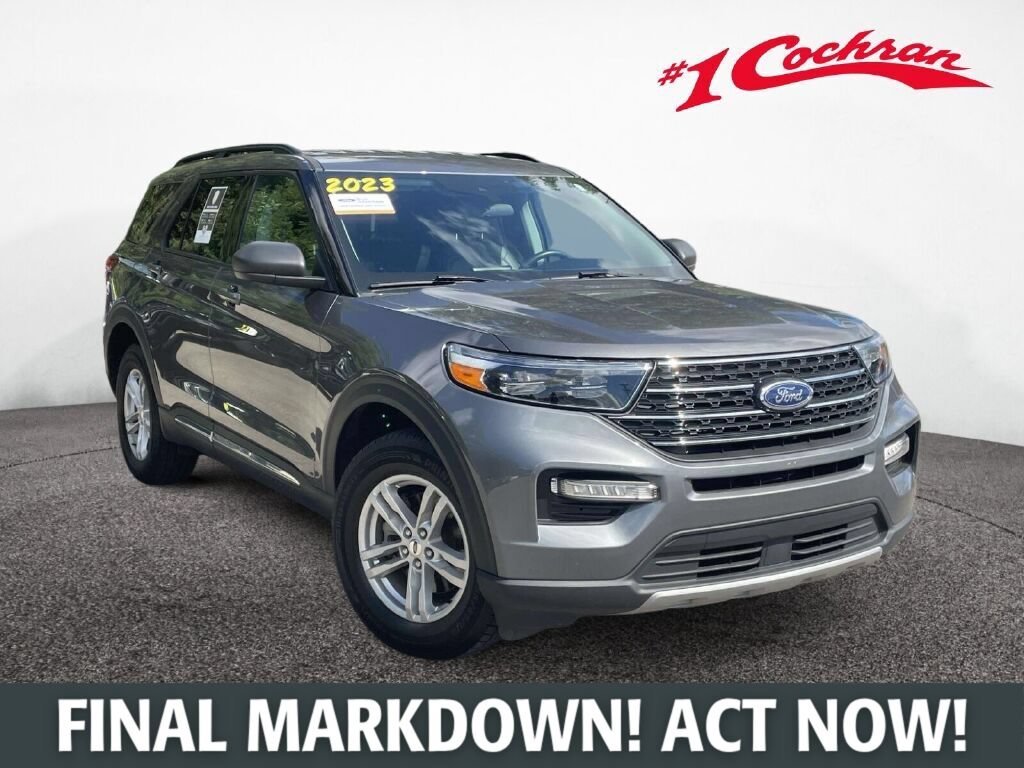 Certified 2023 Ford Explorer XLT w/ Equipment Group 202A