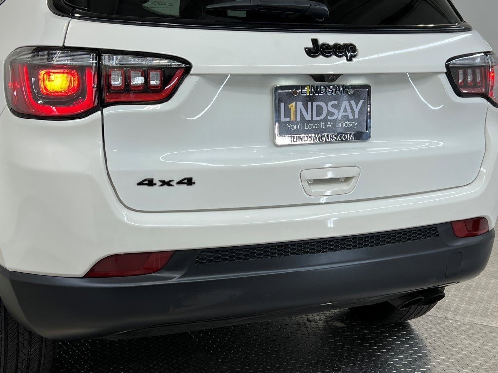 Certified 2021 Jeep Compass Latitude w/ Sun and Sound Group image 8