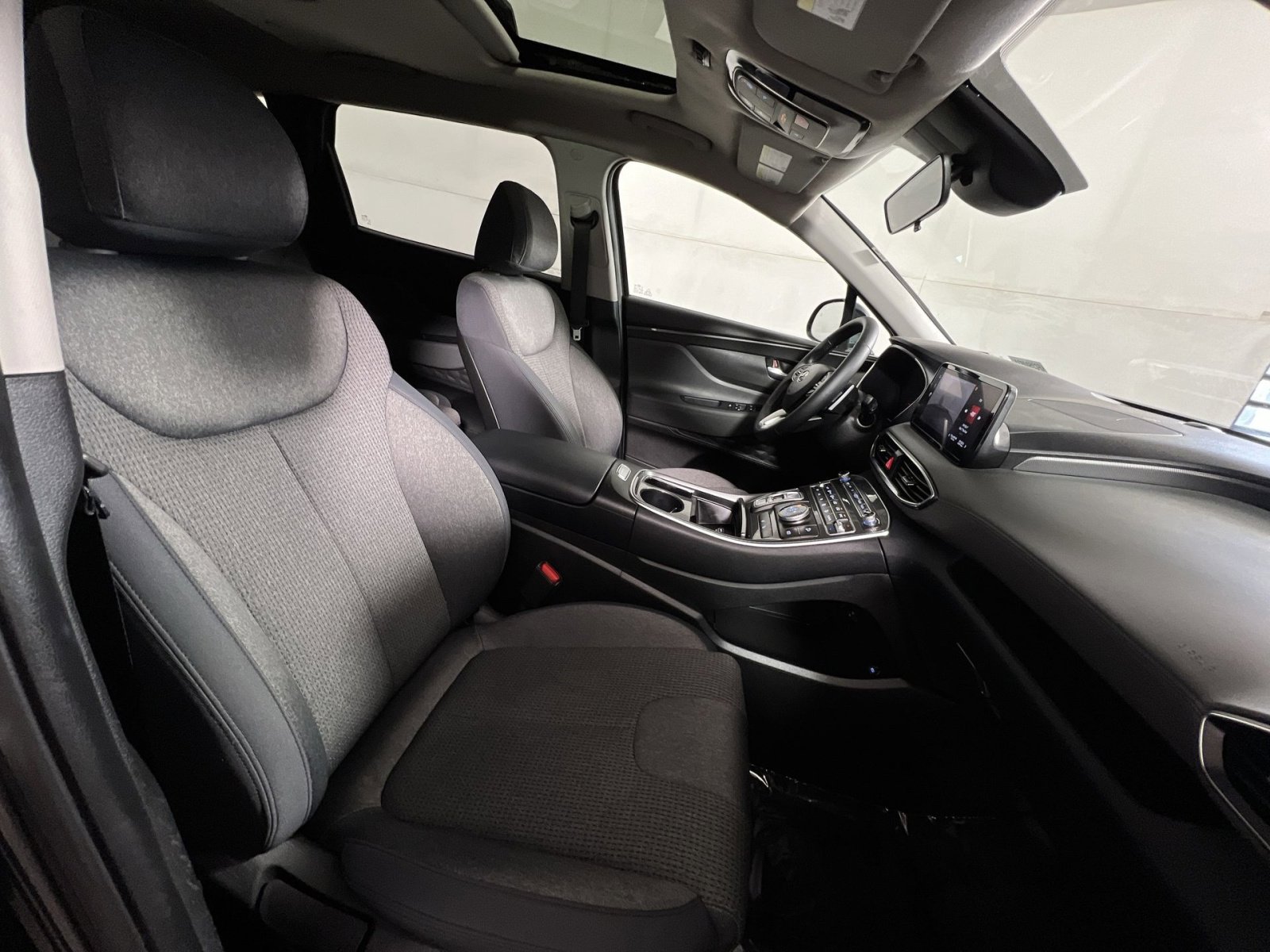 Used 2023 Hyundai Santa Fe SEL image 27