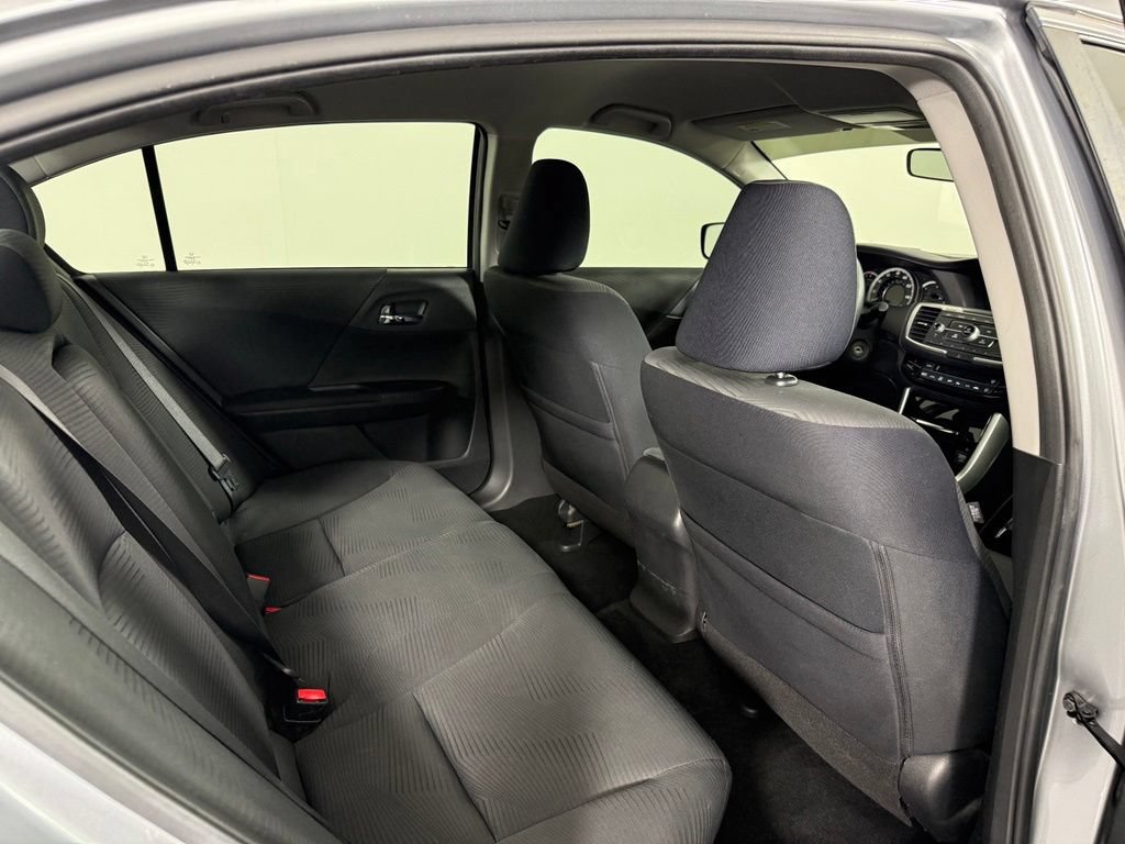 Used 2017 Honda Accord LX image 15