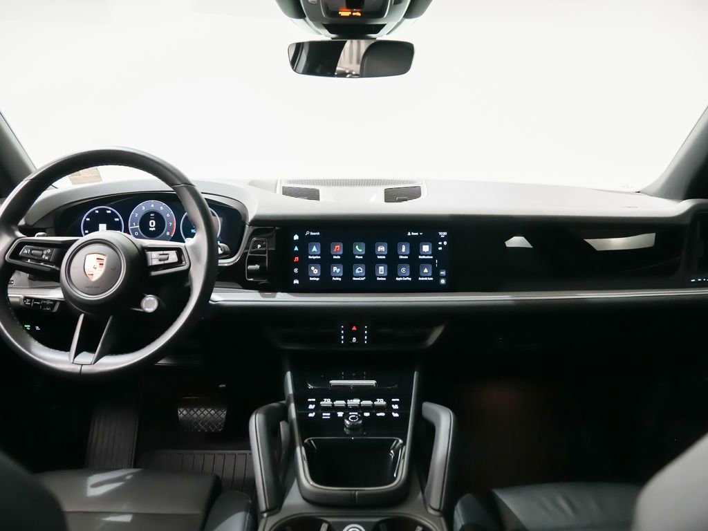 Certified 2024 Porsche Cayenne AWD/4WD image 21