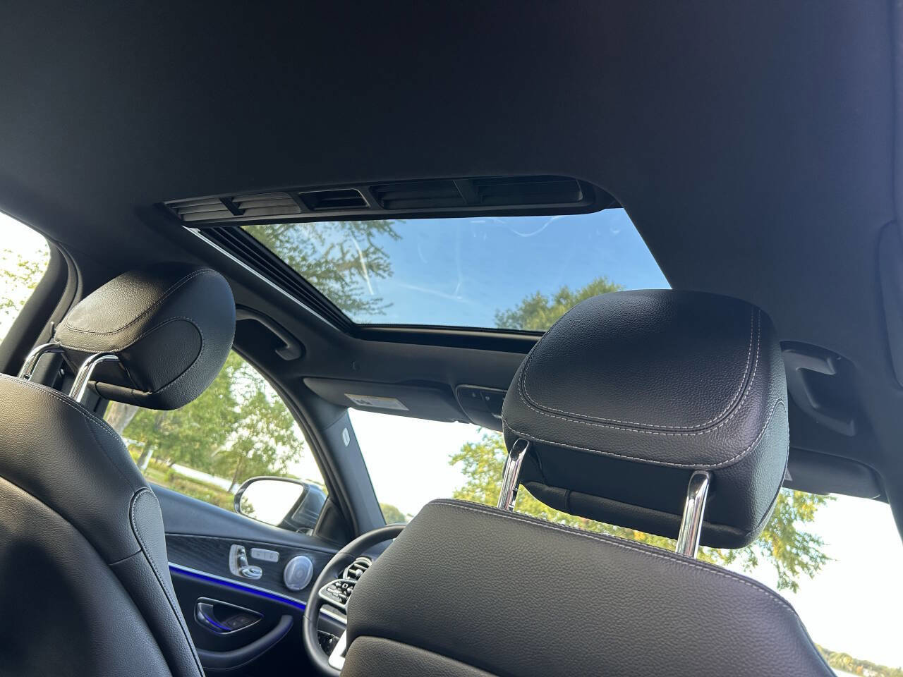 Used 2020 Mercedes-Benz E 350 4MATIC Sedan w/ Parking Assistance Package image 19