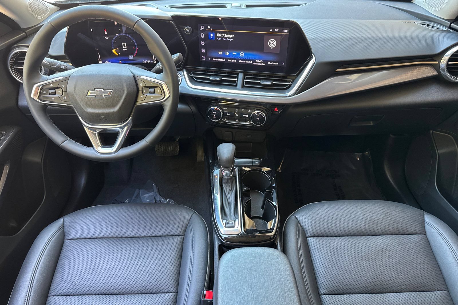 Used 2024 Chevrolet Trax ACTIV w/ Driver Confidence Package FWD image 16