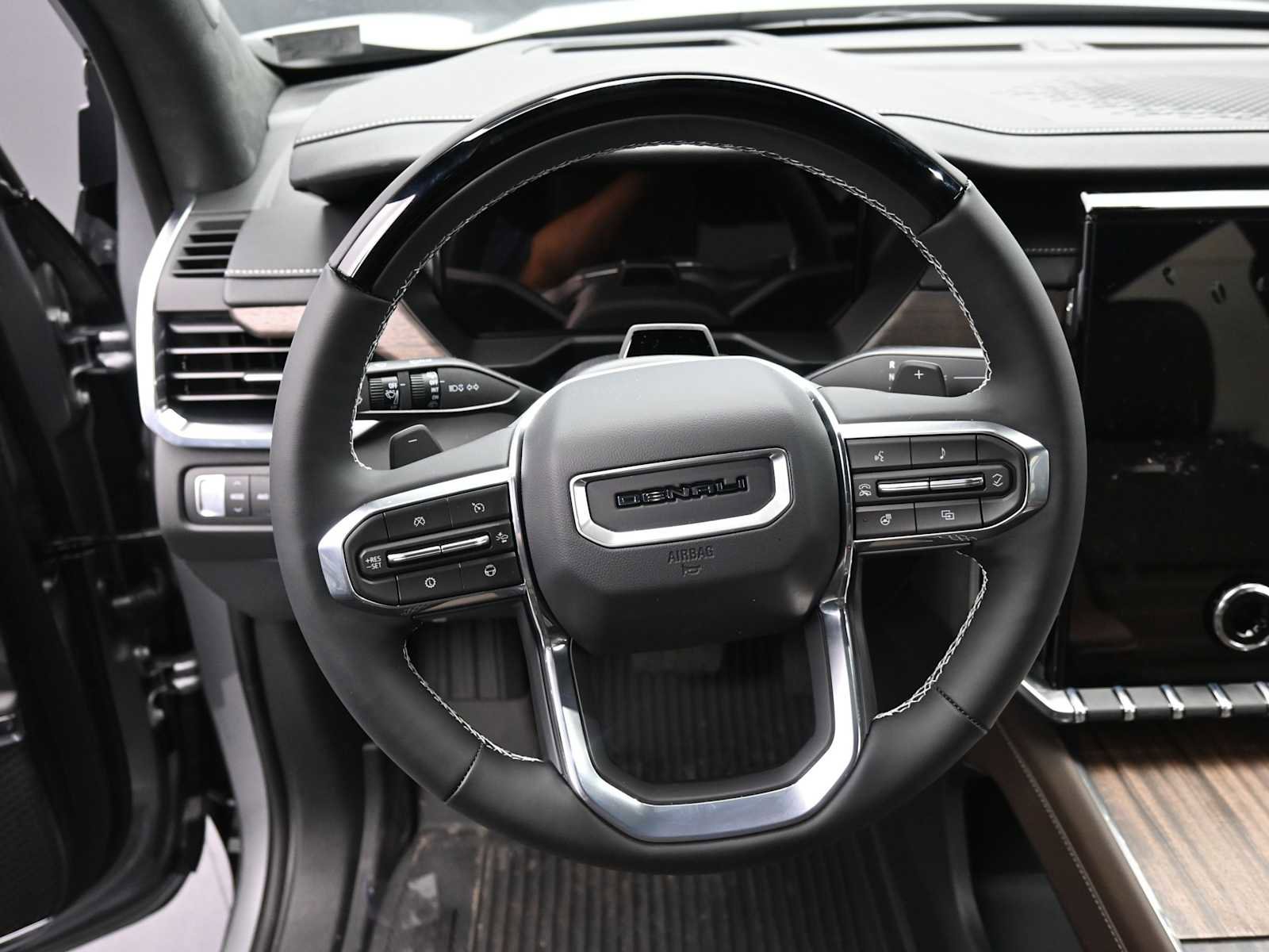 New 2026 GMC Acadia Denali Ultimate w/ LPO, Floor Liner Package image 13