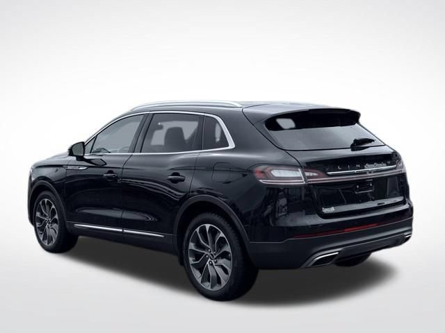Used 2022 Lincoln Nautilus Reserve AWD/4WD image 9