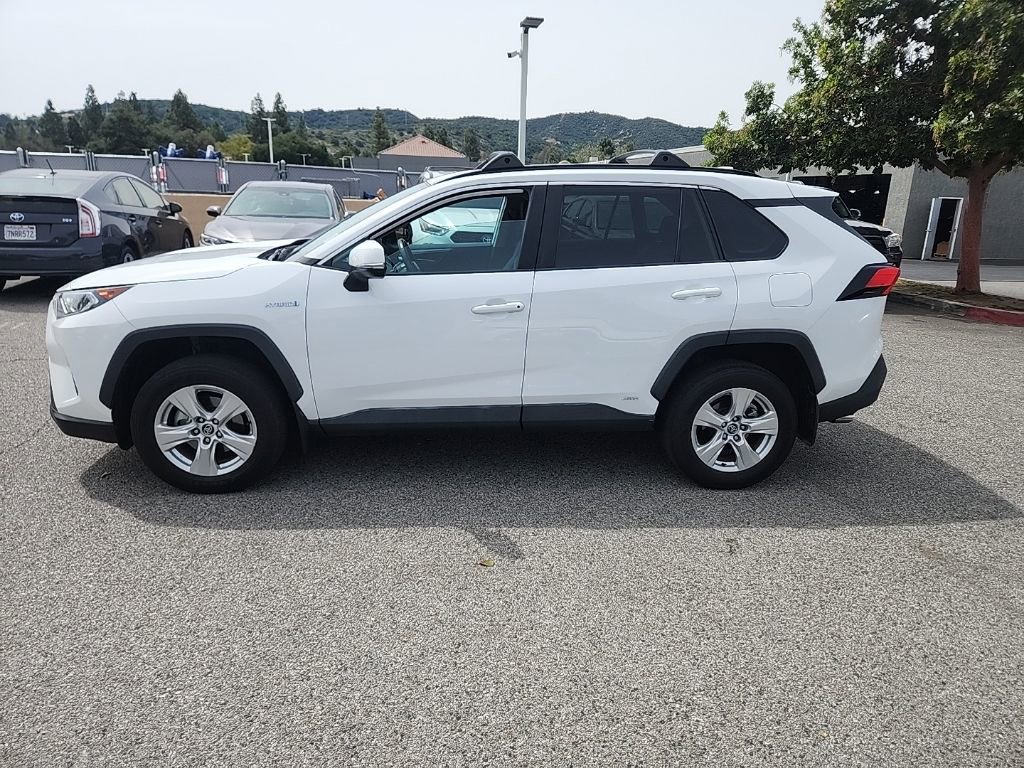 Used 2021 Toyota RAV4 XLE w/ XLE Grade Weather Package image 2