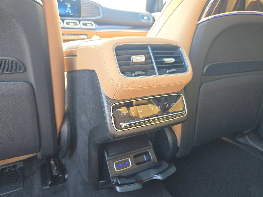 New 2026 Mercedes-Benz GLS 580 4MATIC image 27