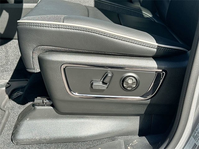 New 2026 RAM 1500 Limited w/ Trailer Tow Group image 18