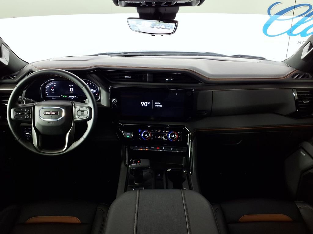 Used 2024 GMC Sierra 1500 AT4 w/ Technology Package image 10