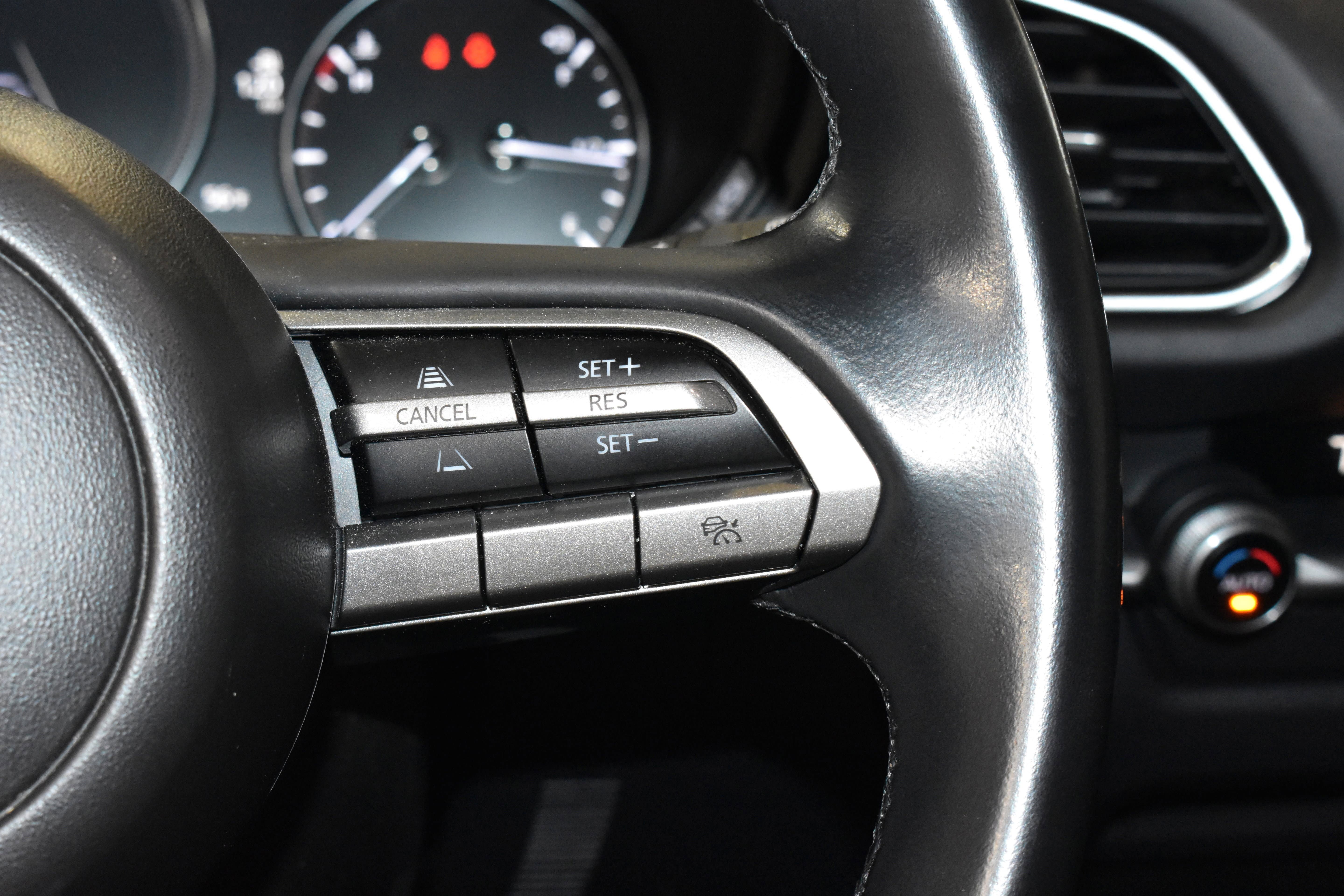 Used 2023 MAZDA CX-30 AWD 2.5 S w/ Select Package image 12