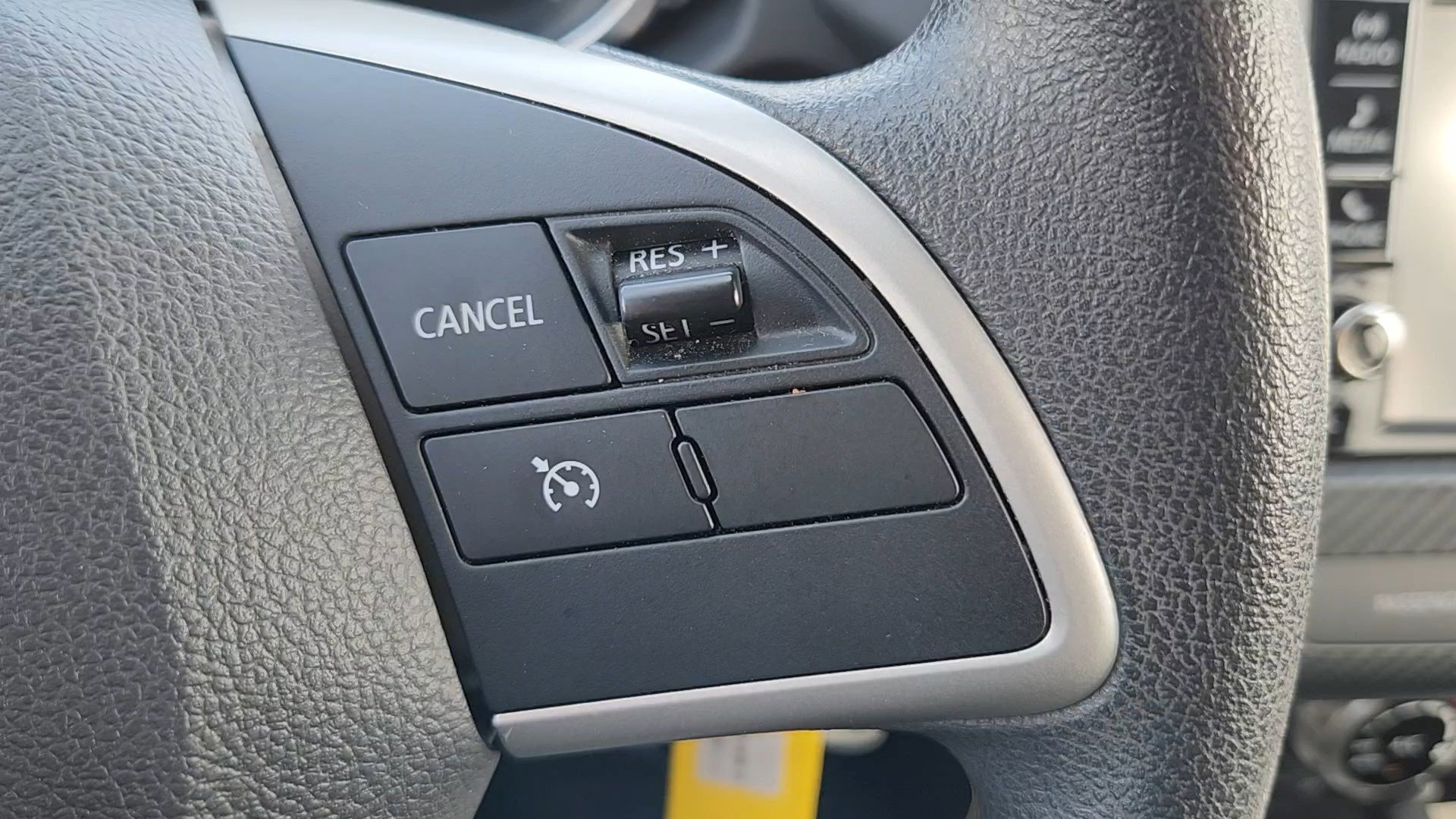 Used 2024 Mitsubishi Outlander Sport ES image 13