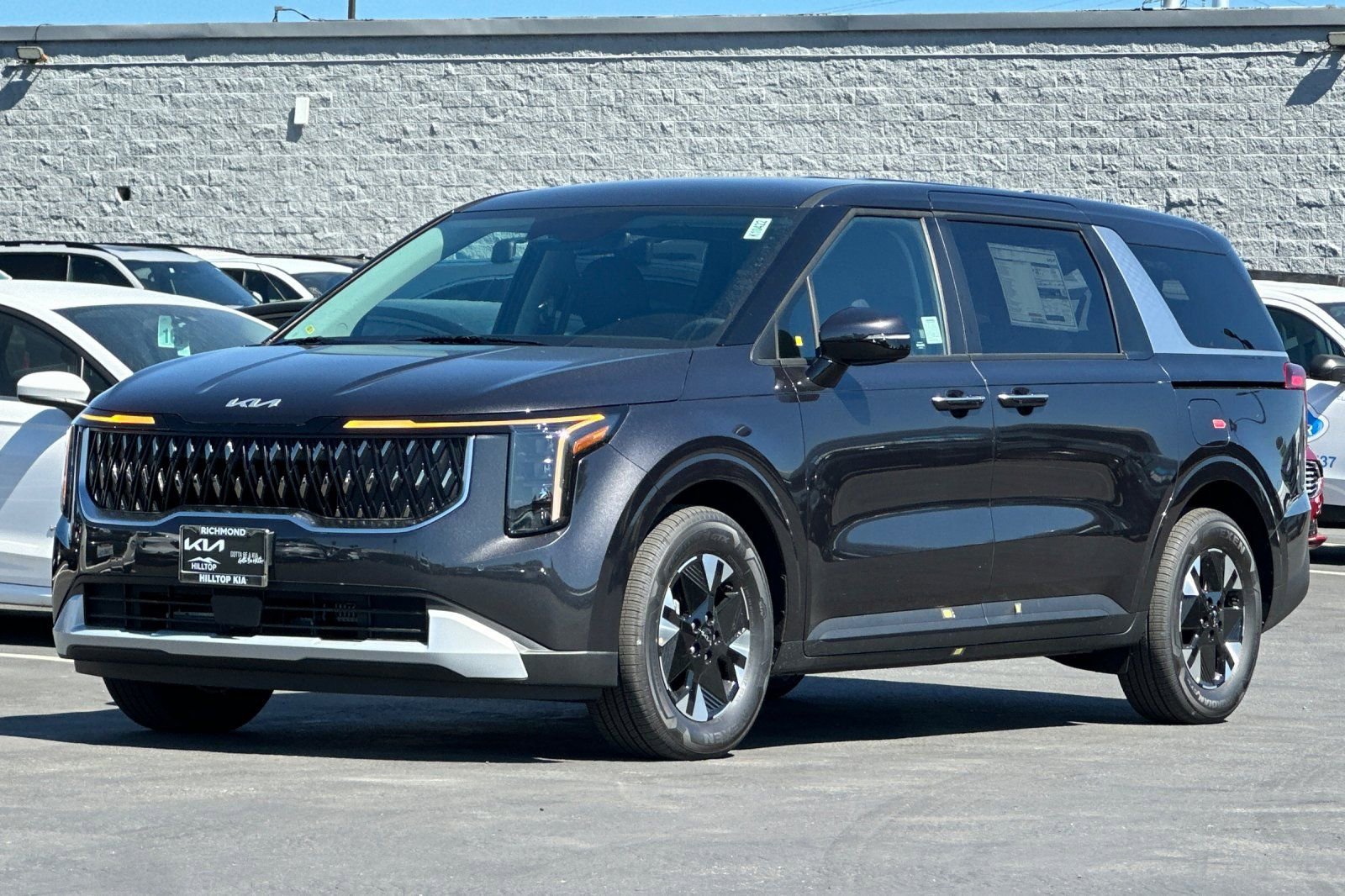 New 2026 Kia Carnival LXS image 8