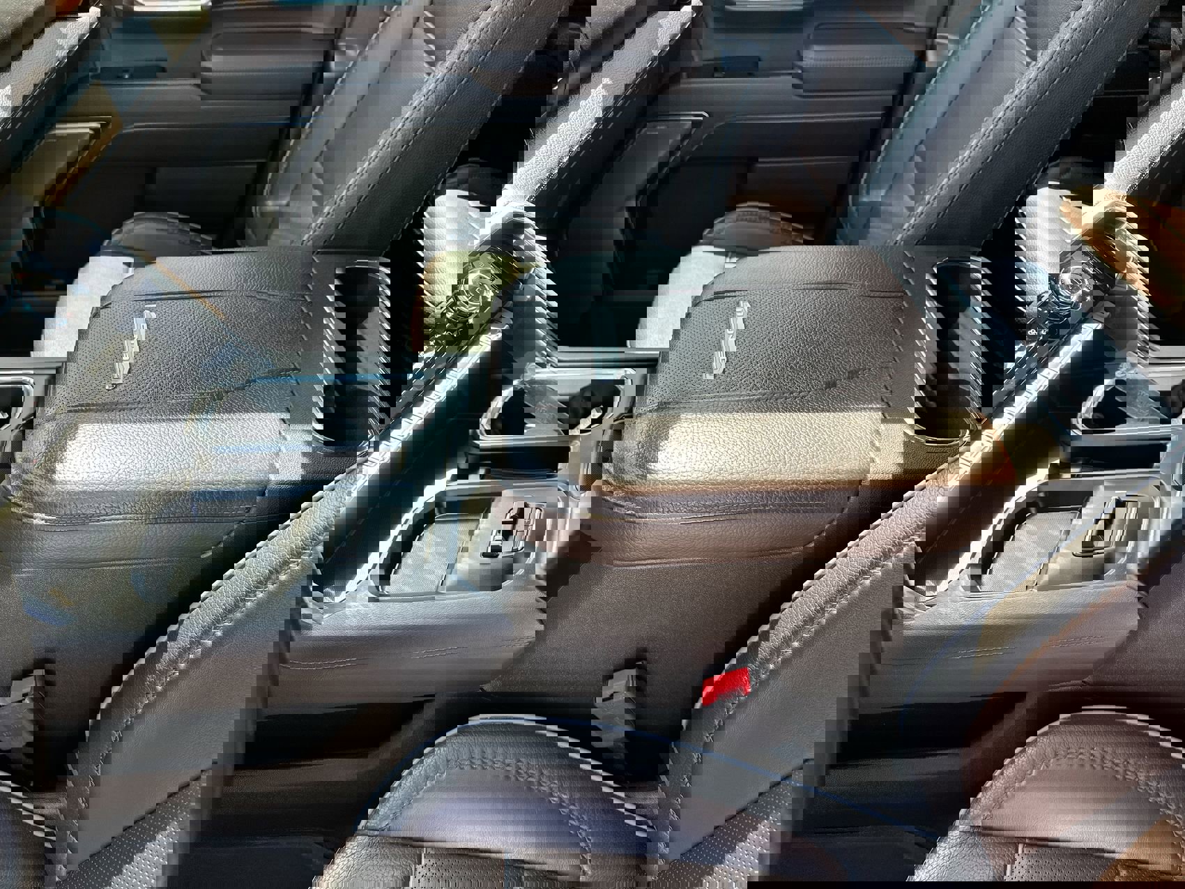 Used 2024 GMC Sierra 3500 Denali w/ Technology Package image 21